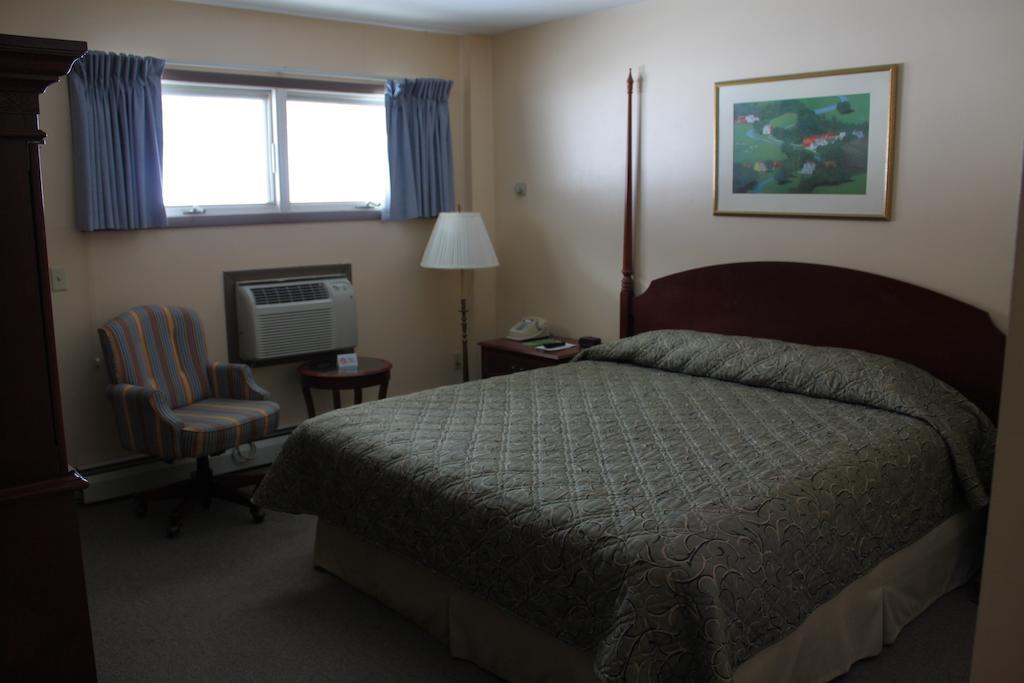 Red Carpet Inn On The Lake - 奥尼昂塔 外观 照片